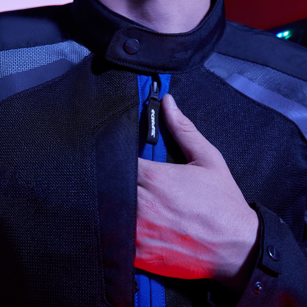 Net jacket